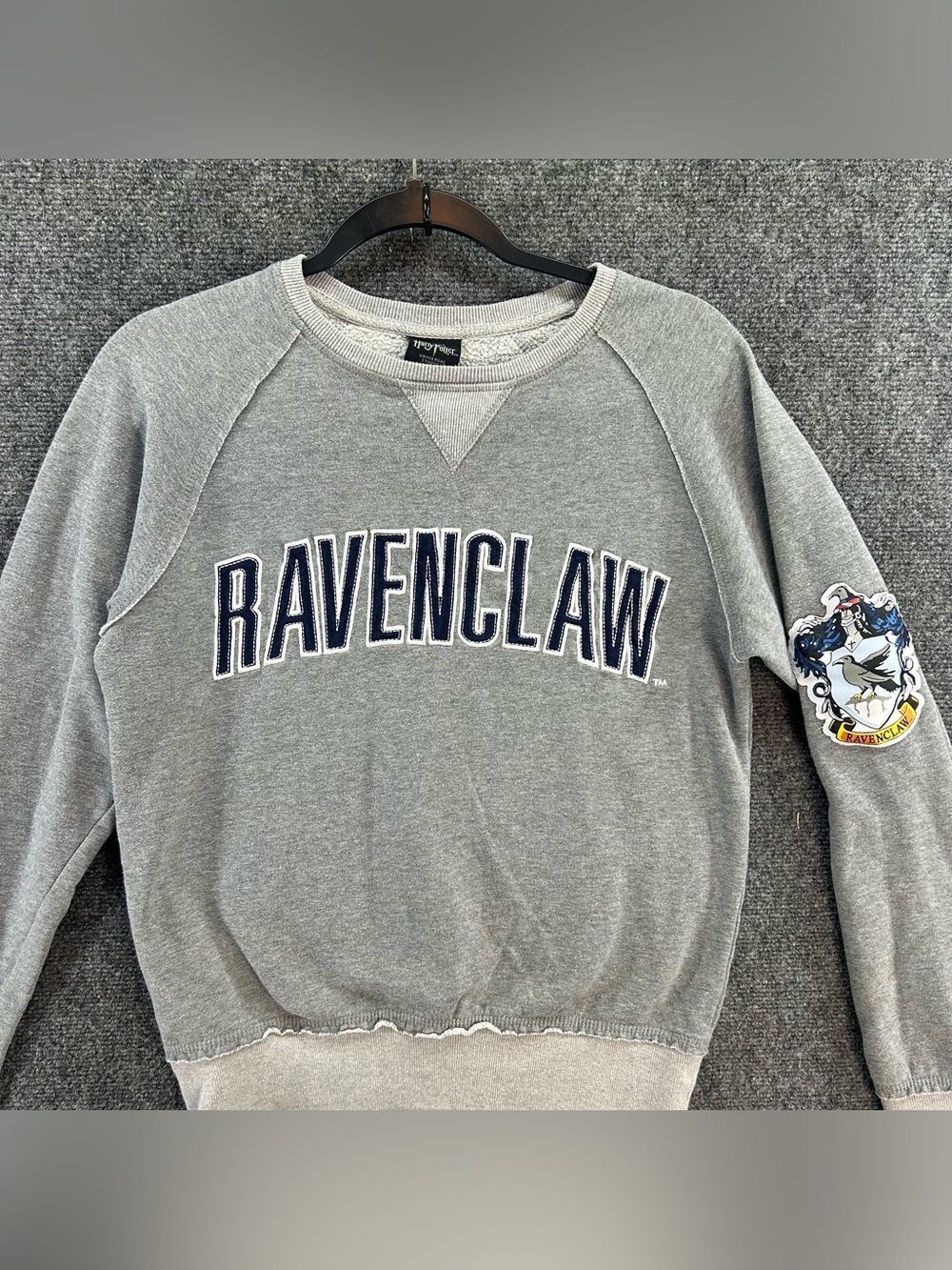 Ravenclaw Sweatshirt Small Gray Universal Studios Wizarding World Harry Potter